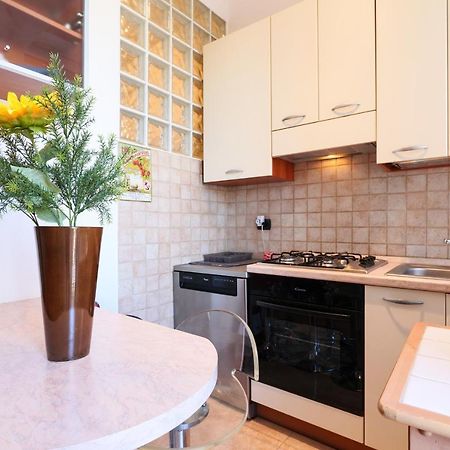 Apartament Primopiano - Tertulliano Mediolan Zewnętrze zdjęcie